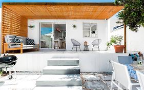 Quiet Central Home Near Newlands Cricket